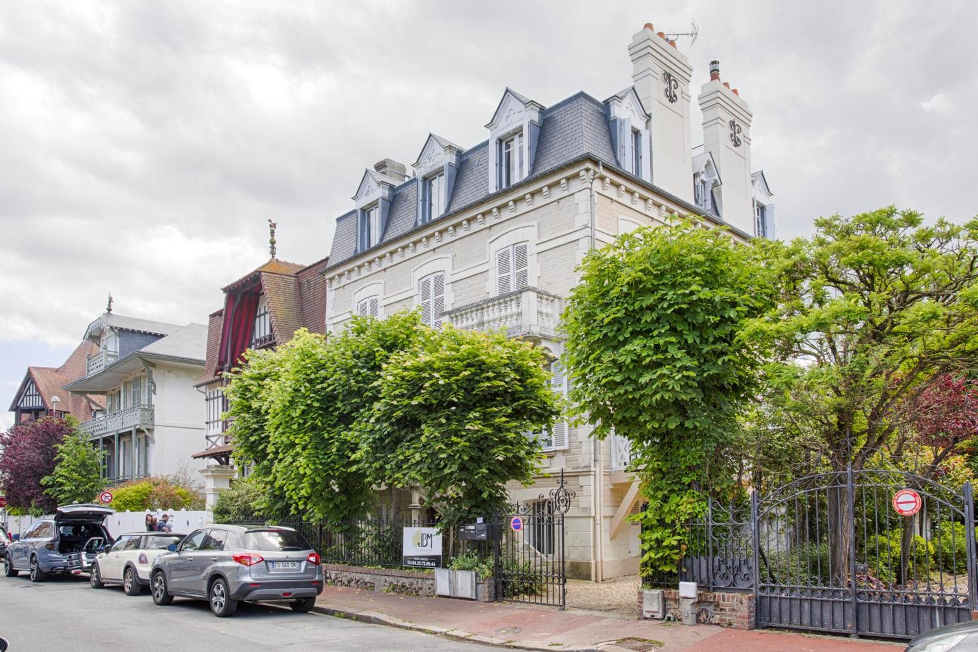 Centre Ville Deauville Kültér fotó